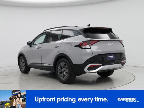 Silver 2023 Kia Sportage SX