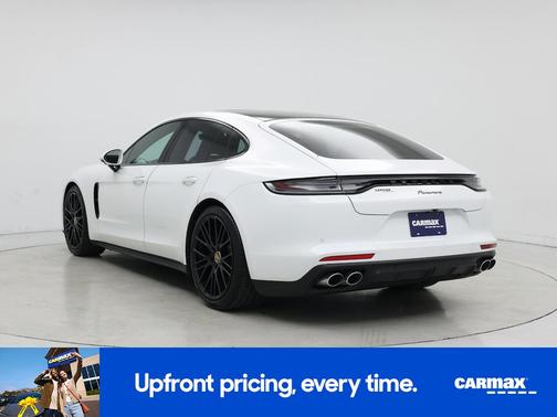 2023 Porsche Panamera Platinum