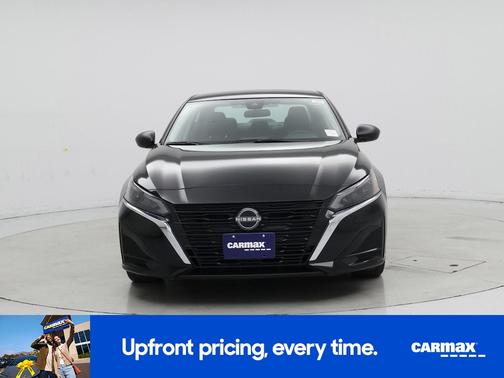 Black 2025 Nissan Altima SV
