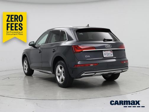 Gray 2023 Audi Q5 Premium