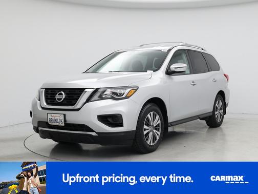 2020 Nissan Pathfinder S
