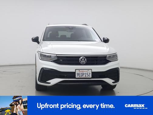White 2023 Volkswagen Tiguan SE R-Line Black