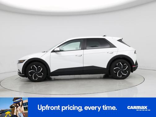 White 2024 Hyundai IONIQ 5 SEL