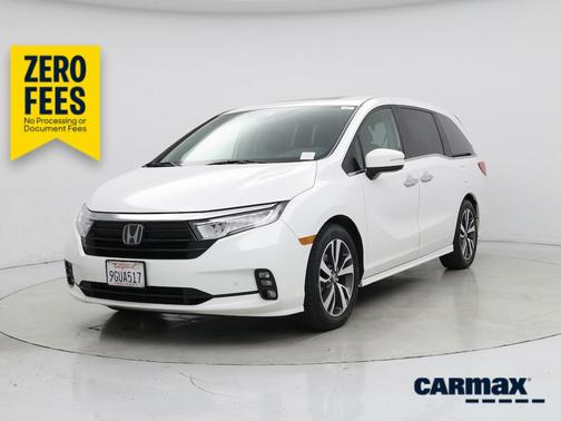 White 2023 Honda Odyssey Touring