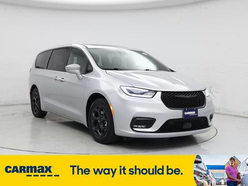 2022 Chrysler Pacifica Hybrid Limited