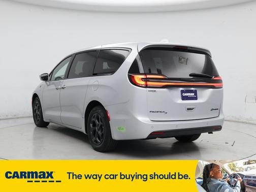 2022 Chrysler Pacifica Hybrid Limited