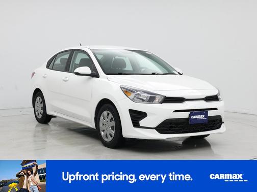 White 2022 Kia Rio S