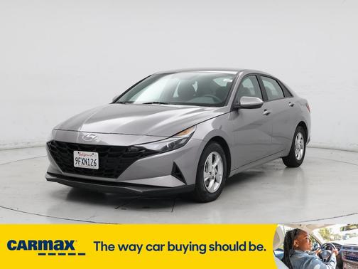 2023 Hyundai ELANTRA SE