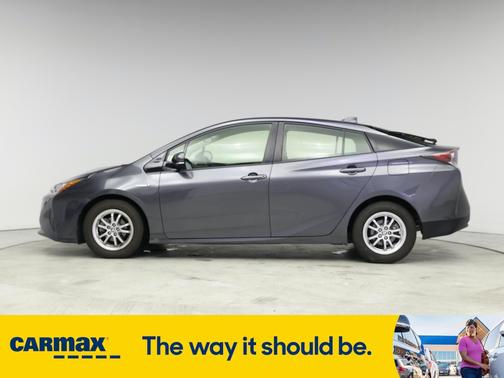 2016 Toyota Prius Three