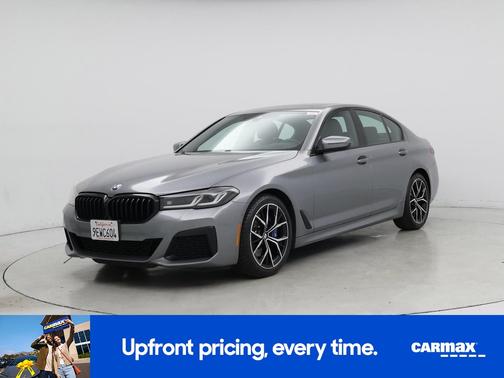 Gray 2023 BMW 530 I
