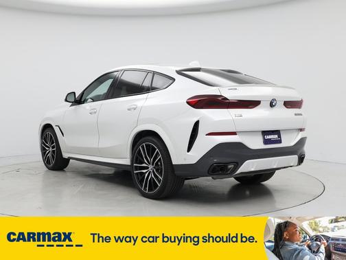 2023 BMW X6 M50i