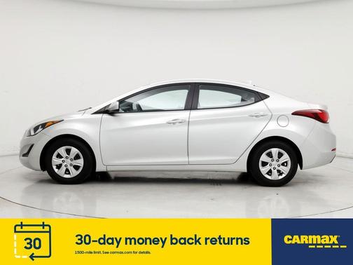 Photo 3 of 24 of 2016 Hyundai Elantra SE