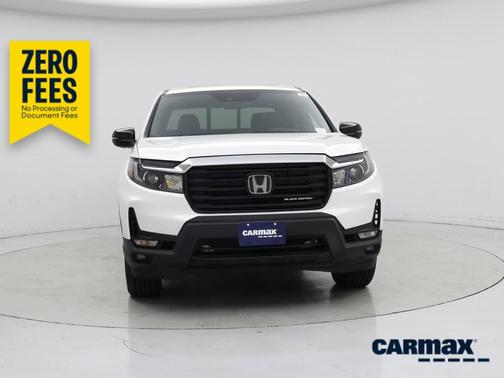 White 2023 Honda Ridgeline Black Edition