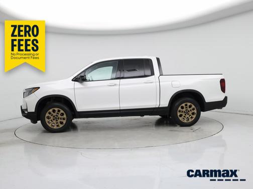 White 2023 Honda Ridgeline Black Edition