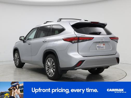 2022 Toyota Highlander Platinum