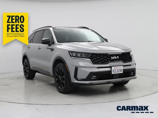Gray 2022 Kia Sorento SX