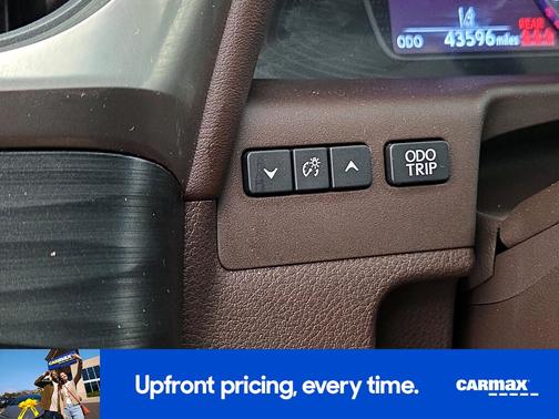 Pearl 2021 Lexus ES 350