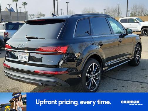 2022 Audi Q7 Premium Plus