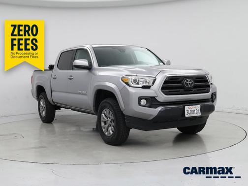 Silver 2018 Toyota Tacoma SR5