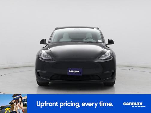 Black 2023 Tesla Model Y Performance