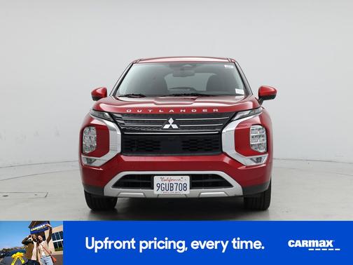 2023 Mitsubishi Outlander SE