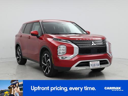 2023 Mitsubishi Outlander SE