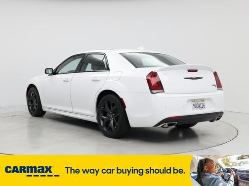 2022 Chrysler 300 S