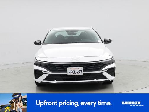 White 2025 Hyundai ELANTRA SEL Sport