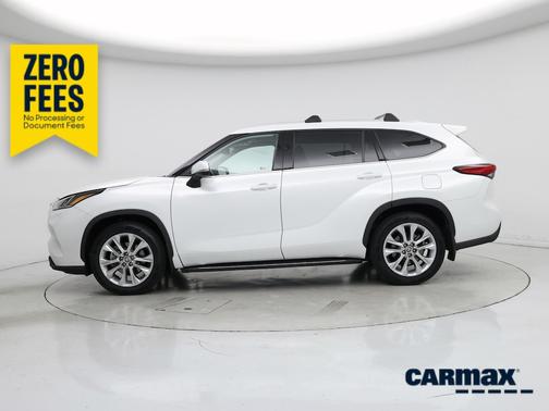 Pearl 2022 Toyota Highlander Limited