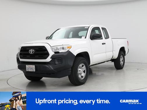2017 Toyota Tacoma SR