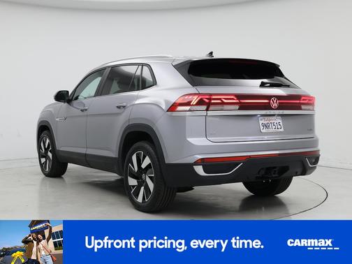 2025 Volkswagen Atlas Cross Sport SE w/Tech