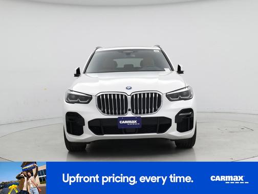 White 2022 BMW X5 PHEV XDrive45e