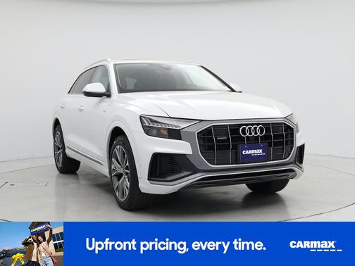 2023 Audi Q8 Premium Plus