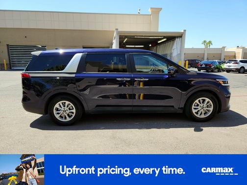 Blue 2022 Kia Carnival LX