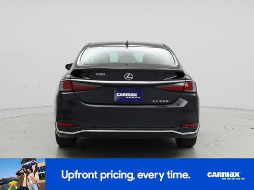 2024 Lexus ES 300h Luxury