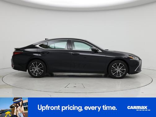 2024 Lexus ES 300h Luxury