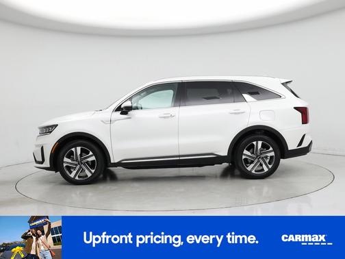 White 2024 Kia Sorento Hybrid SX Prestige