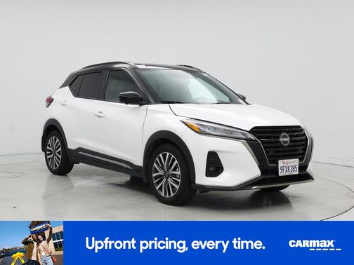 2023 Nissan Kicks SR