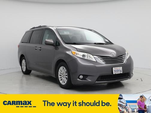 2016 Toyota Sienna XLE