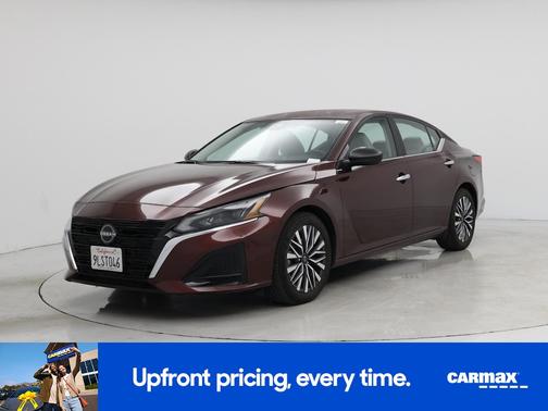 2024 Nissan Altima SV