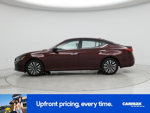 2024 Nissan Altima SV