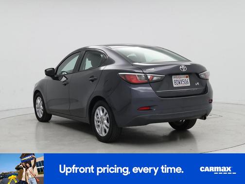 Gray 2018 Toyota Yaris iA