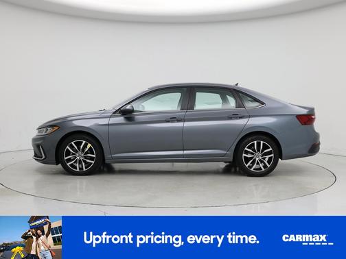 2025 Volkswagen Jetta SE