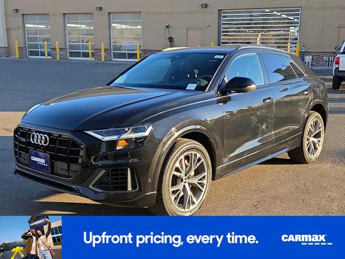 2022 Audi Q8 Premium