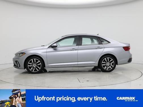 2025 Volkswagen Jetta SE