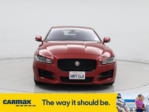 2018 Jaguar XE R-Sport