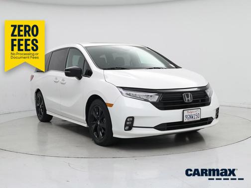 White 2023 Honda Odyssey Sport