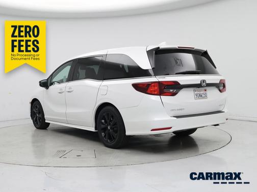 White 2023 Honda Odyssey Sport
