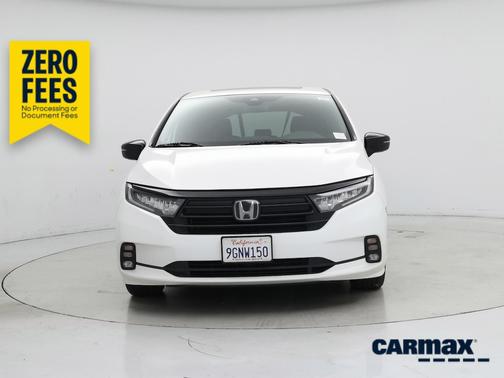 White 2023 Honda Odyssey Sport