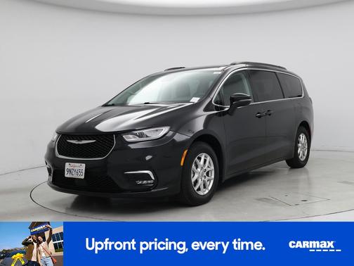 Black 2022 Chrysler Pacifica Touring L
